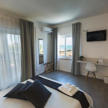 B&B A Due Passi Dal Mare Gela Eksteriør bilde