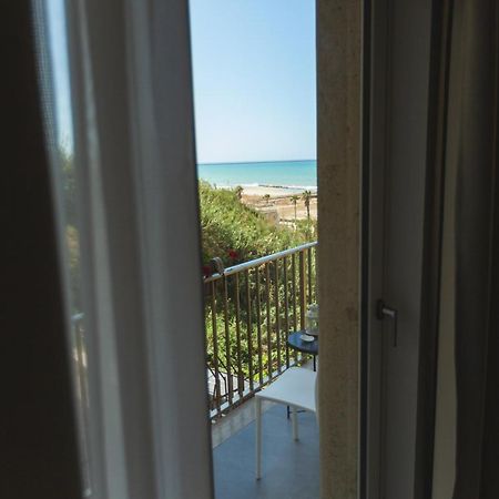 B&B A Due Passi Dal Mare Gela Eksteriør bilde